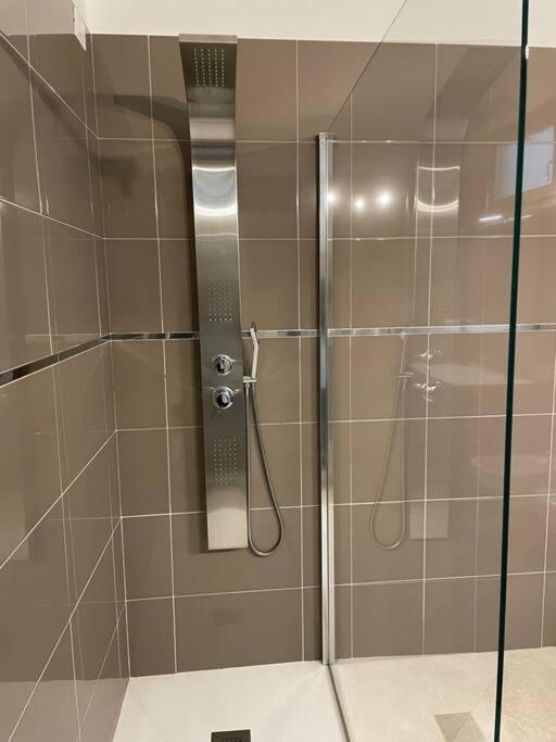 Apartamento Elia Loft Riva del Garda Exterior foto